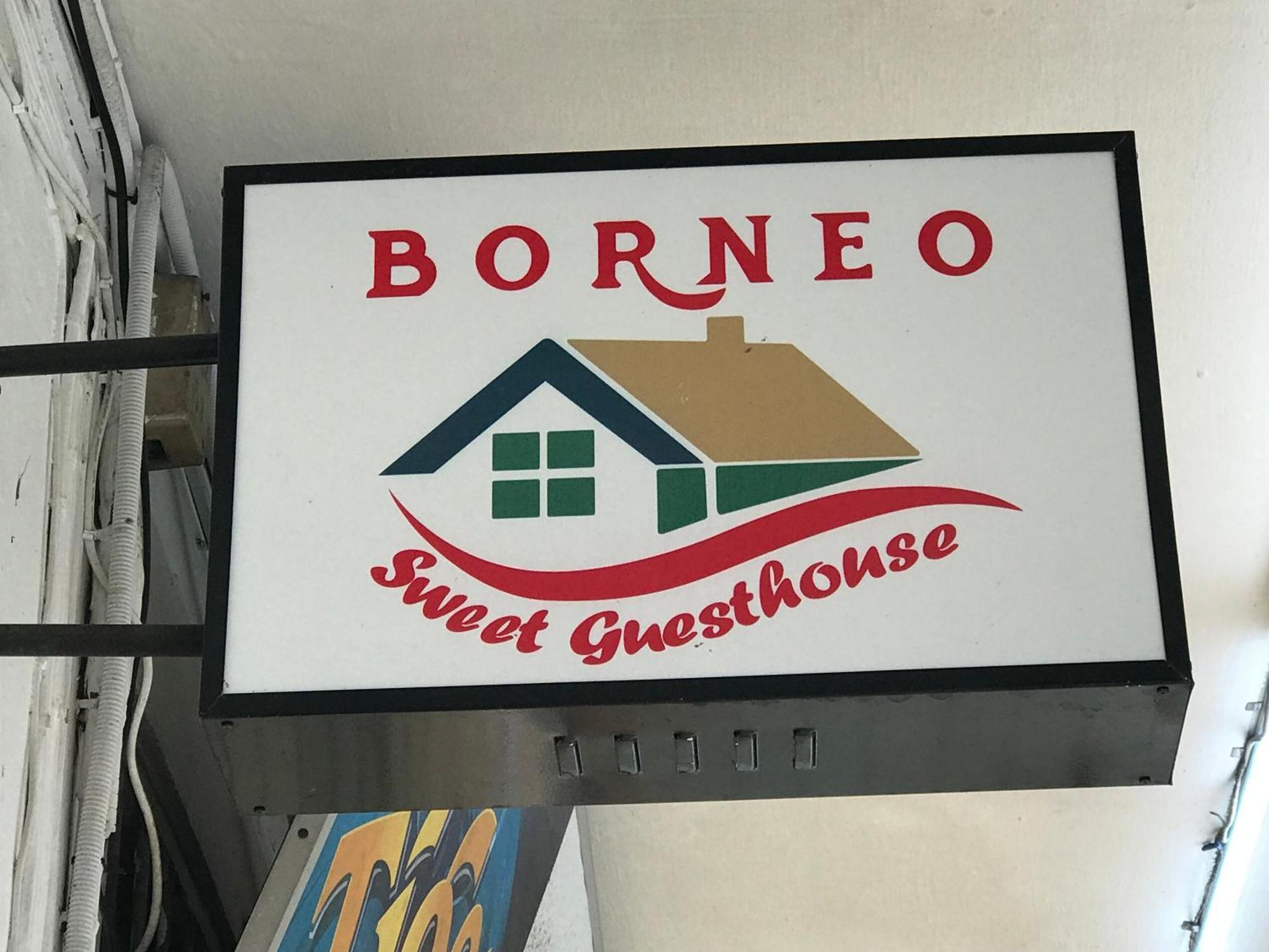 Borneo Sweet Guesthouse Kuching Exterior foto